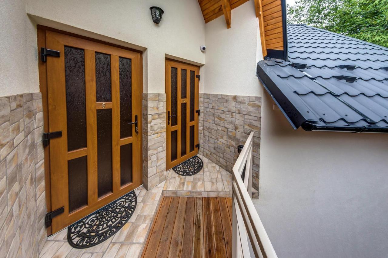 Karpatska Villa 米库利钦 外观 照片