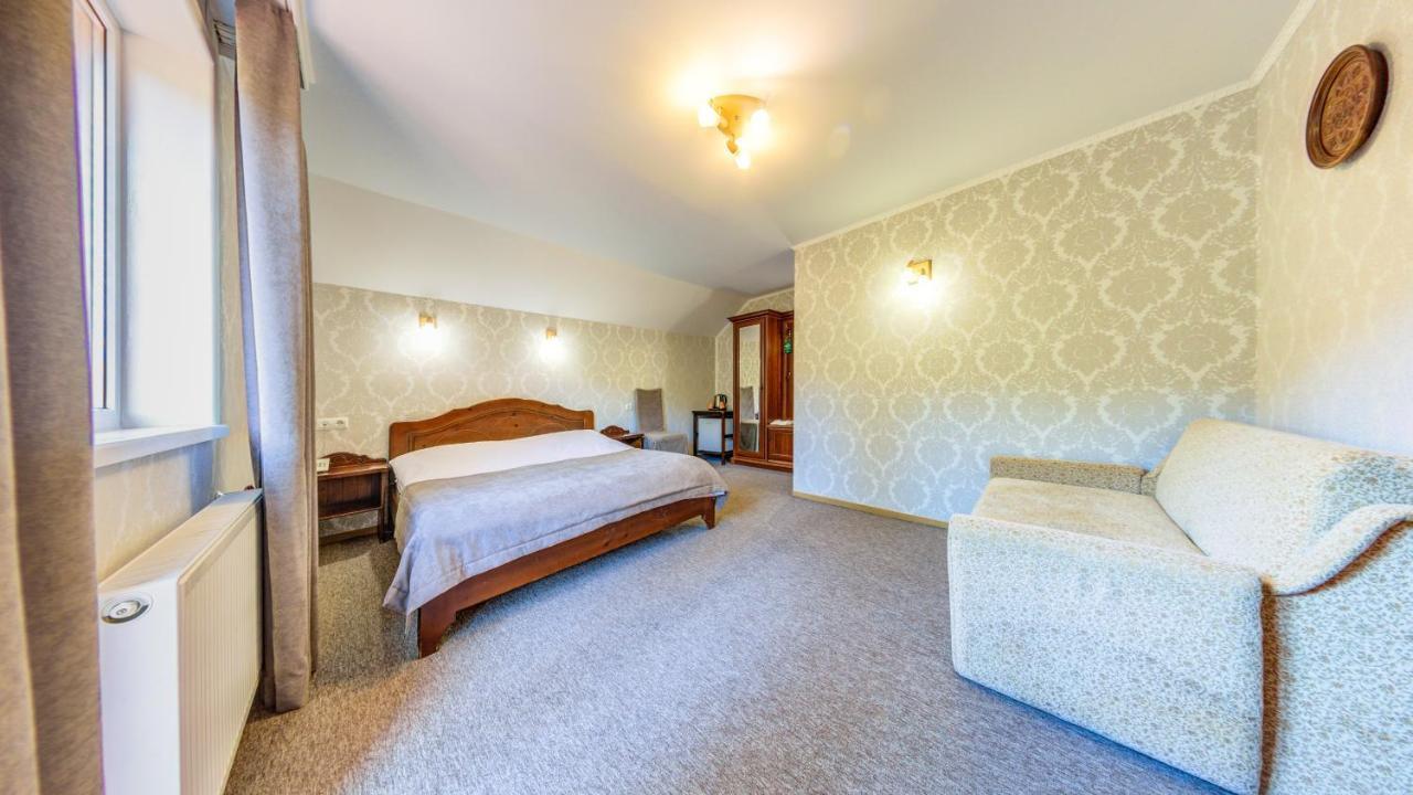 Karpatska Villa 米库利钦 外观 照片