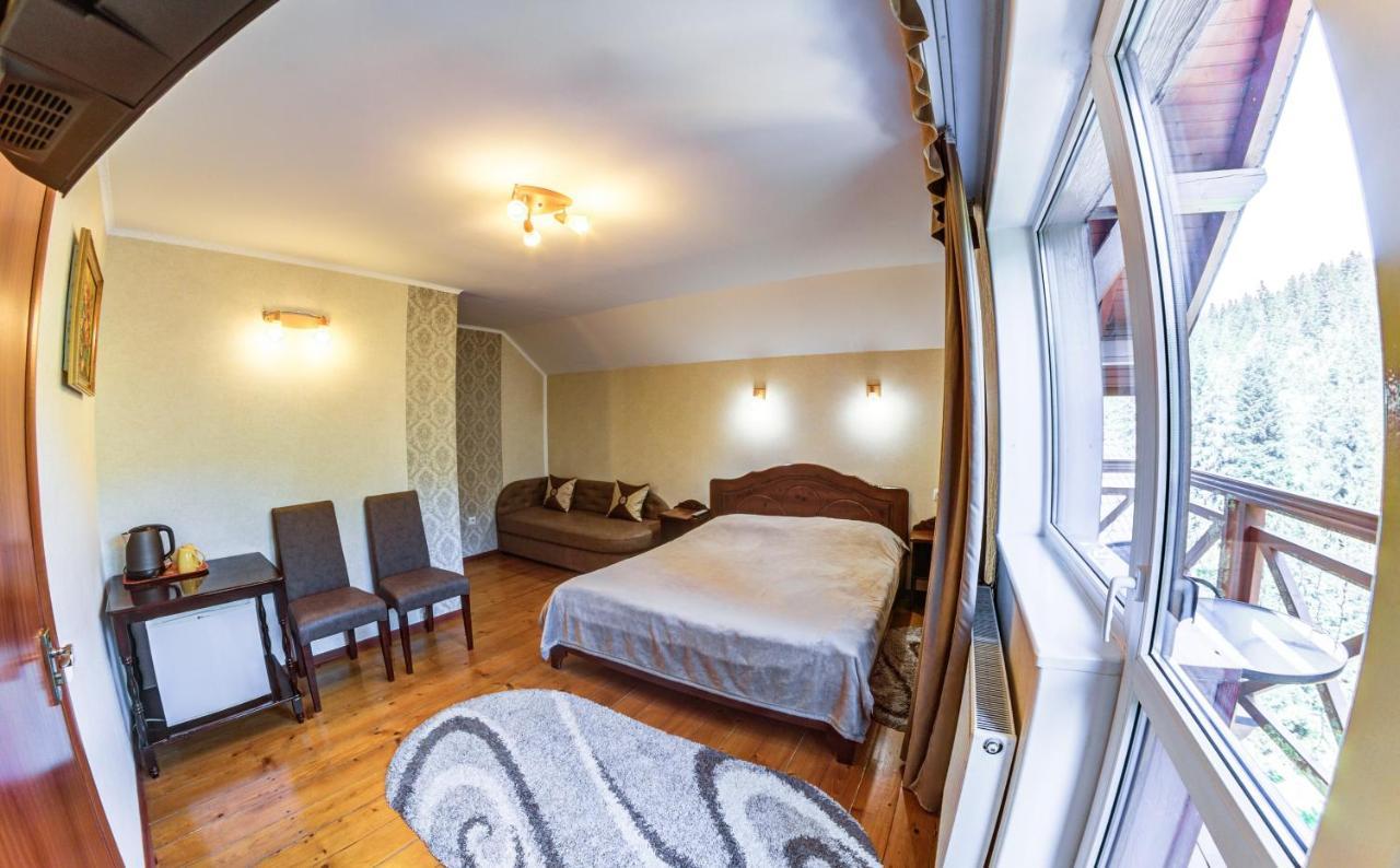 Karpatska Villa 米库利钦 外观 照片