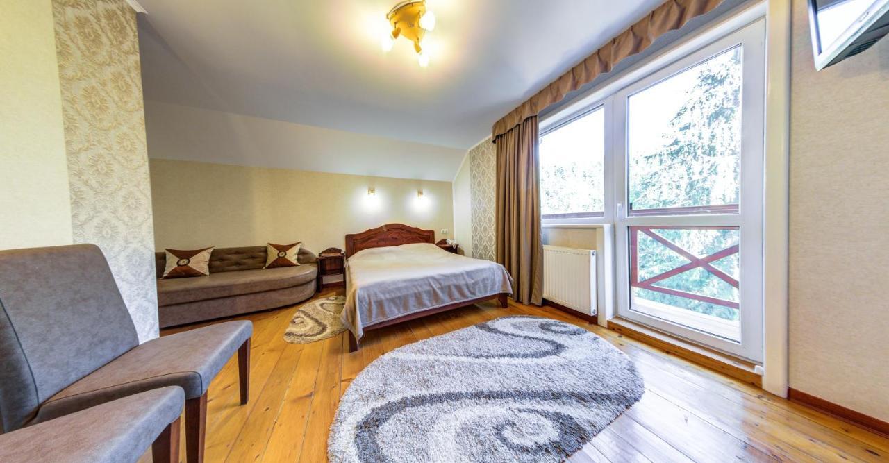 Karpatska Villa 米库利钦 外观 照片