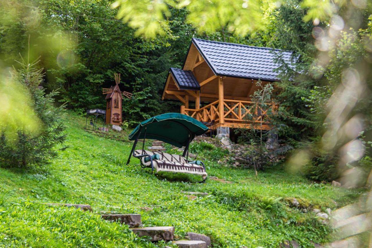Karpatska Villa 米库利钦 外观 照片