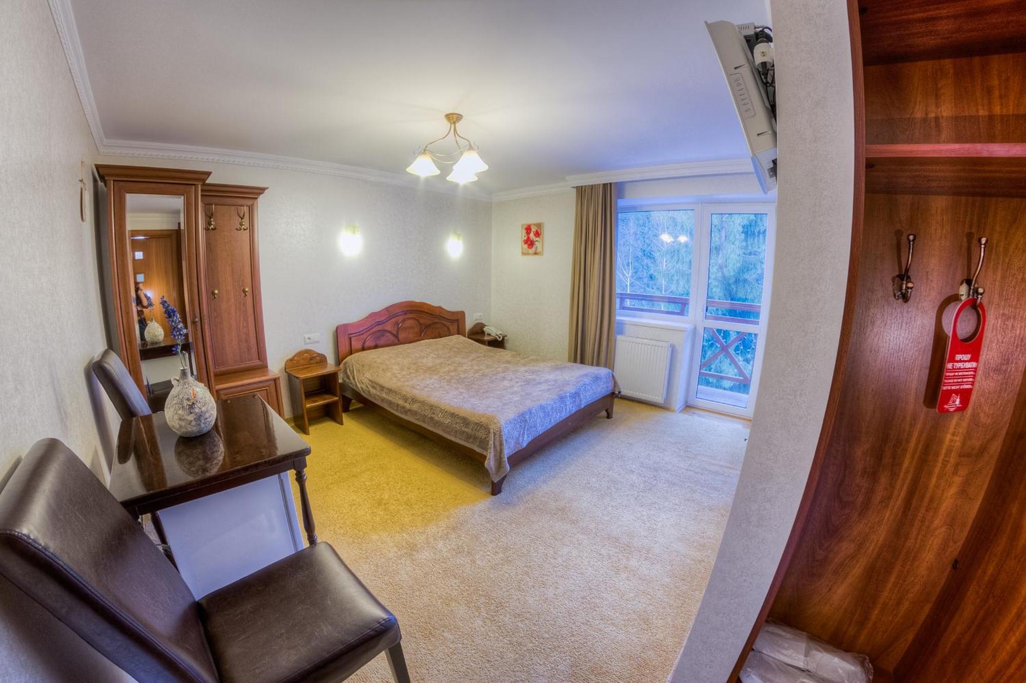 Karpatska Villa 米库利钦 外观 照片